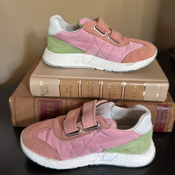 NATURINO Pink Kids Sneakers with Velcro Straps ~ Sz 25 (8T) - Picture 6 of 12